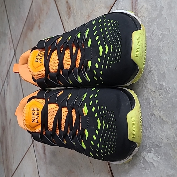 Nike Free 5.0 Shoes - Picture 2 of 7